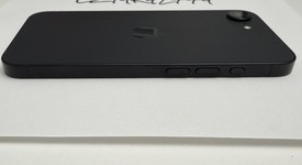 Mint
													Apple iPhone 16e - Unlocked, Black, 128 GB, A3212, photo 5 of 11