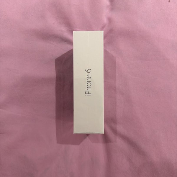Apple iPhone 6 - Unlocked, 32 GB, Gray, A1549