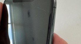 Good
													Apple iPhone 11 Pro Max - Unlocked, Green, 64 GB, A2161, photo 3 of 10