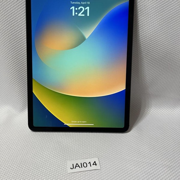 Apple iPad Pro 11 inch 2nd Gen 2020 - Wi-Fi, 128 GB, Gray, A2228