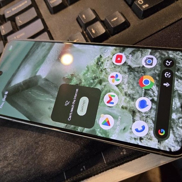 Google Pixel 8 - Unlocked, 256 GB, Hazel, 8 GB, G9BQD, Sub-6 5G
