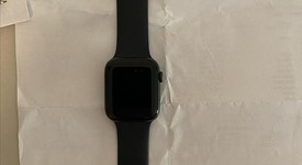 Good
													Apple Watch Series 5 44mm - Gray, A2093 - GPS, Aluminum, photo 2 of 6