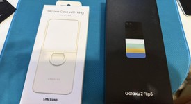 Good
													Samsung Galaxy Z Flip5 - Unlocked, Green, 512 GB, 8 GB, SM-F731U1, photo 2 of 10