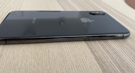 Mint
													Apple iPhone Xs - Verizon, Gray, 64 GB, A1920, photo 3 of 4