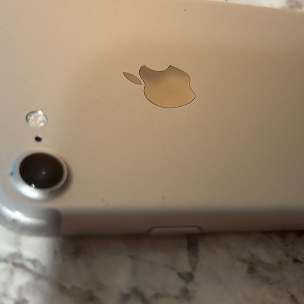 Apple iPhone 7 - Unlocked, 32 GB, Silver, A1660