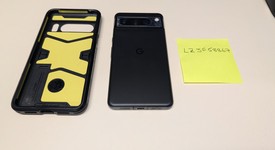Good
													Google Pixel 8 Pro - Verizon, Obsidian, 256 GB, 12 GB, G1MNW, mmWave 5G, photo 3 of 11