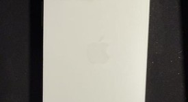 Mint
													Apple iPhone 16 Pro Max - Unlocked, White, 256 GB, A3084, photo 2 of 9