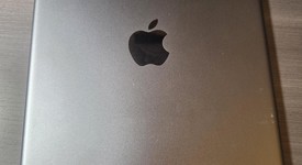 Good
													Apple iPad Air - Wi-Fi, Gray, 16 GB, photo 3 of 3