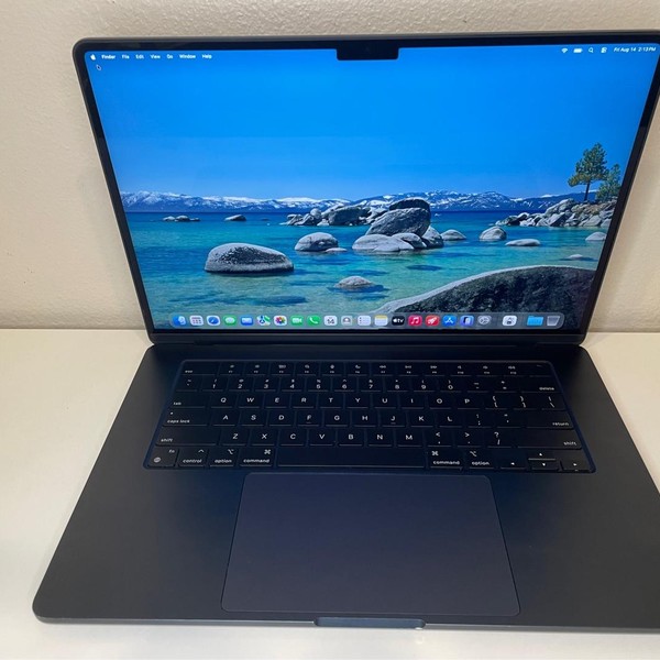 MacBook Air 2023 (M2) - 15 inch - 512 GB, Midnight, 8 GB, Apple M2