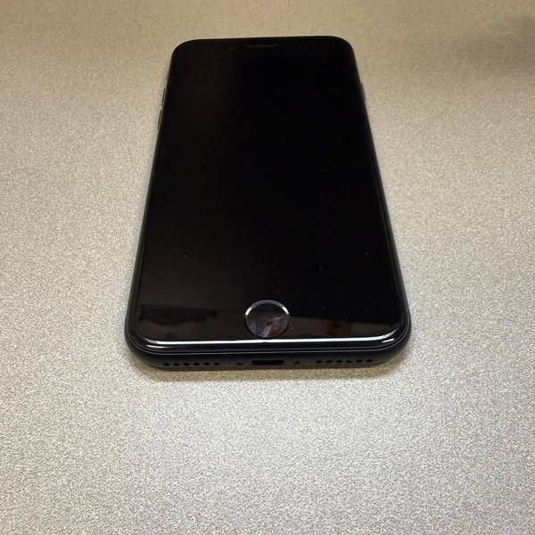 Apple iPhone SE 3rd Gen 2022 - Unlocked, 64 GB, Midnight, A2595