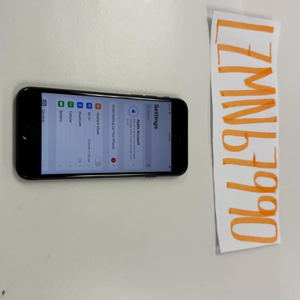 Apple iPhone SE 3rd Gen 2022 - Unlocked, 64 GB, Midnight, A2595