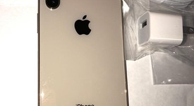 Good
													Apple iPhone Xs - Unlocked, Gold, 64 GB, A1920, photo 2 of 9