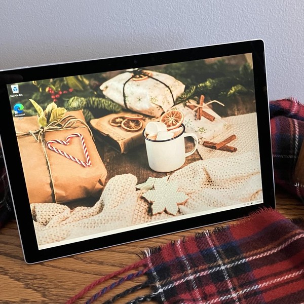 Microsoft Surface Pro 7 Plus - 128 GB, Platinum, 8 GB, Intel Core i3, Wi-Fi