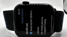 Mint
													Apple Watch Series 9 45mm - Unlocked, Midnight, A2984 - Cellular, Aluminum, photo 5 of 5