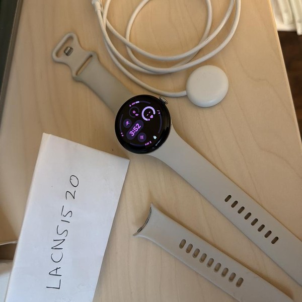 Google Pixel Watch 3 - Wi-Fi, Silver, 41mm, Wi-Fi