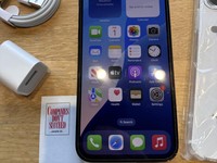 Apple iPhone 12
