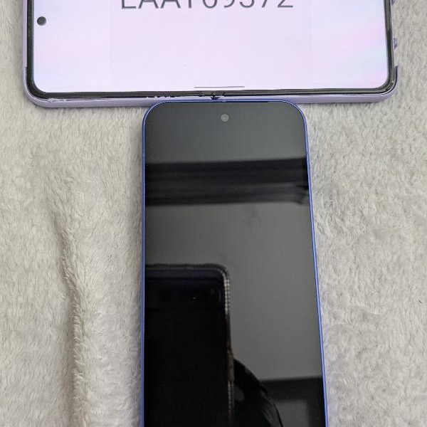 Google Pixel 10 - Unlocked, 128 GB, Indigo, GLBW0