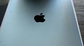 Mint
													Apple iPad Air 11" (M3) 2025 - Wi-Fi, Blue, 128 GB, A3266, photo 3 of 8