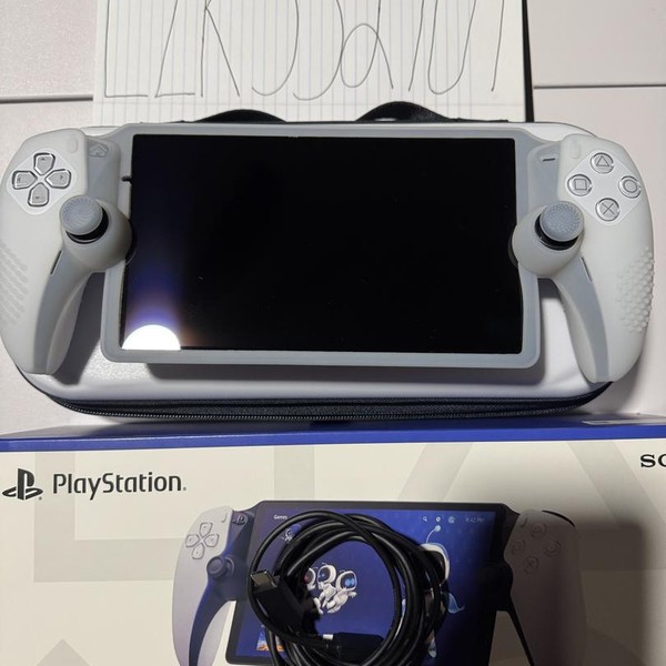 PlayStation Portal Remote Player - White