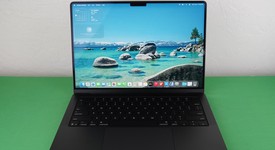 Mint
													MacBook Pro 2025 - 14" - Apple M5, Space Black, 512 GB, 16 GB, photo 3 of 15