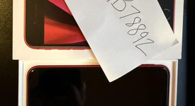 Mint
													Apple iPhone SE 2nd Gen 2020 - Verizon, Red, 64 GB, A2275, photo 2 of 8