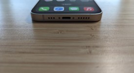 Good
													Apple iPhone 13 - Unlocked, Starlight, 128 GB, A2482, photo 3 of 13