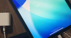 Good
													Apple iPad 11th Gen - Unlocked, Blue, 128 GB, A3355, photo 5 of 5