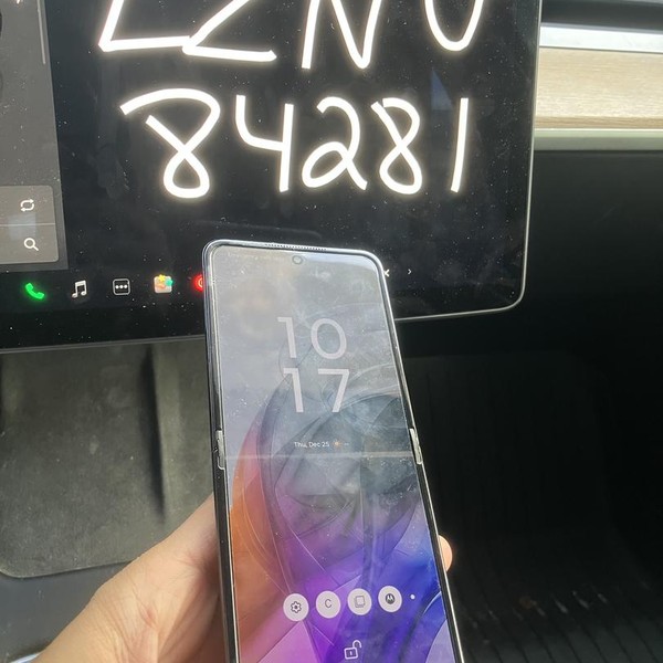 Motorola Razr (2024) - T-Mobile, 256 GB, Space Gray, 8 GB