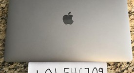 Good
													MacBook Pro 2016 (With Touch Bar) - 15" - Silver, 256 GB, 16 GB, photo 2 of 3