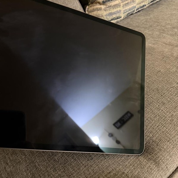 Apple iPad Pro 12.9 inch 3rd Gen 2018 - Wi-Fi, 64 GB, Gray, A1876