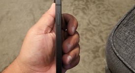 Good
													Nothing Phone (1) - Unlocked Non-US, Black, 128 GB, 8 GB, photo 2 of 12