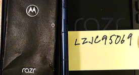 Mint
													Motorola Razr 2025 - Unlocked, Blue, 256 GB, 8 GB, photo 3 of 7