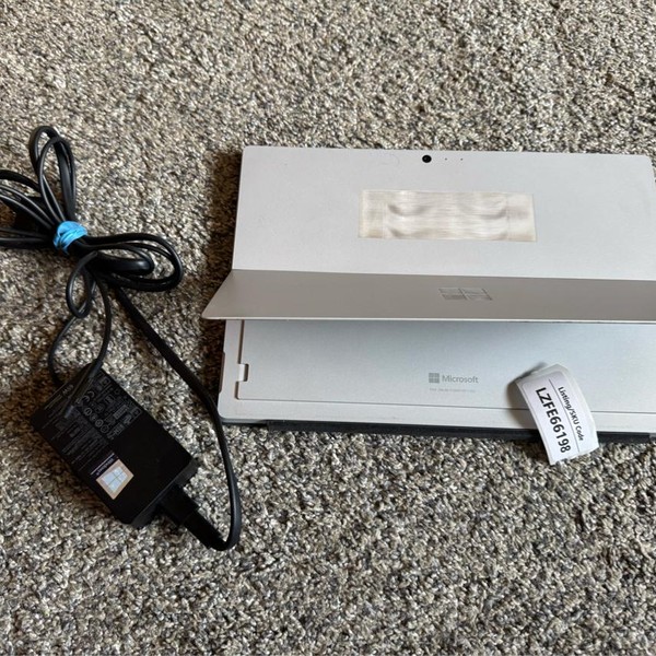 Microsoft Surface Pro 4 - 12.3 Inch - Wi-Fi, 256 GB, Silver, 8 GB