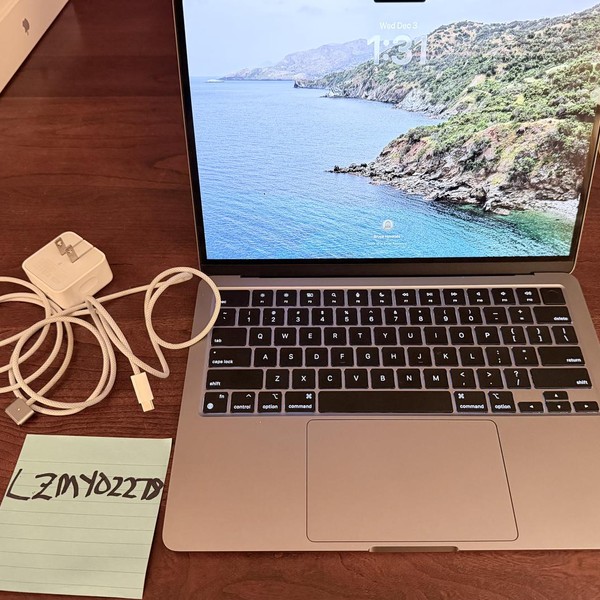 MacBook Air 2022 (M2) - 13 inch - 512 GB, Silver, 16 GB, Apple M2