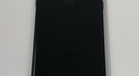 Mint
													Apple iPhone Xr - Unlocked, Black, 64 GB, A1984, photo 3 of 6