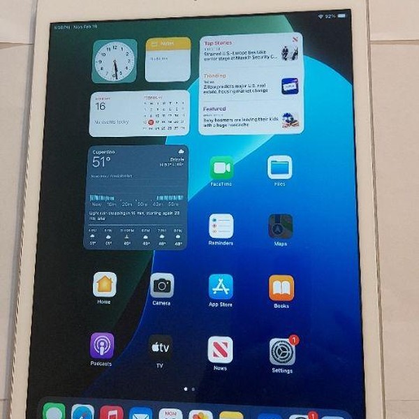 Apple iPad 8th Gen - Wi-Fi, 128 GB, Silver, A2270