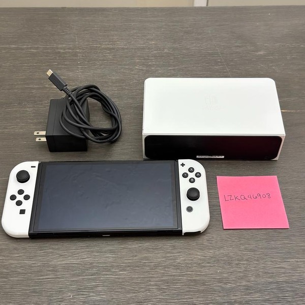 Nintendo Switch - OLED - 64 GB, White