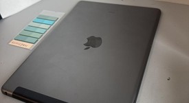 Good
													Apple iPad 9th Gen - Unlocked, Gray, 64 GB, A2603, photo 5 of 5