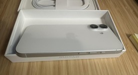 Mint
													Apple iPhone 17 - Unlocked, White, 256 GB, A3258, photo 3 of 8