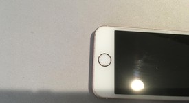 Fair
													Apple iPhone SE 1st Gen 2016 - Unlocked, Rose Gold, 16 GB, A1662, photo 4 of 14