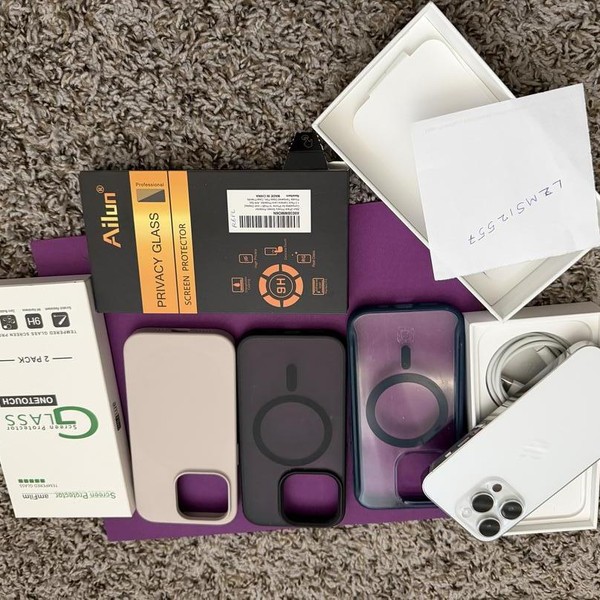 Apple iPhone 14 Pro - Unlocked, 128 GB, Silver, A2650