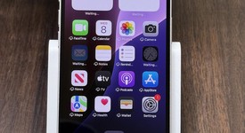 Mint
													Apple iPhone 13 - Unlocked, Pink, 256 GB, A2482, photo 2 of 8