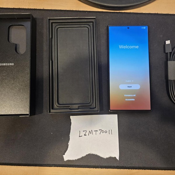 Samsung Galaxy S24 Ultra - Unlocked, 256 GB, Green, 12 GB, SM-S928U1