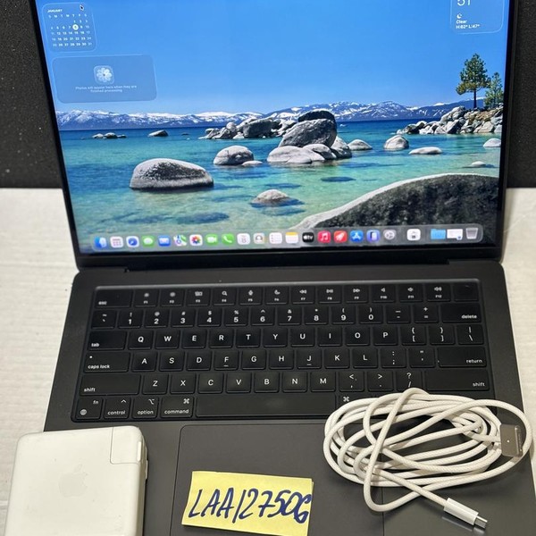 MacBook Pro Late 2023 (M3) - 14 inch - 1 TB, Black, 36 GB, Apple M3 Max 14-core, 30-core GPU