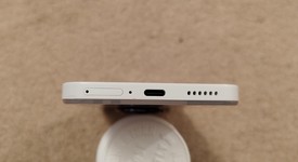 Good
													Nothing Phone (2a) - Unlocked Non-US, White, 256 GB, 12 GB, photo 2 of 5
