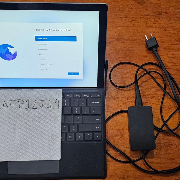 Microsoft Surface Pro 7 - 128 GB, Platinum, 8 GB, Intel Core i5