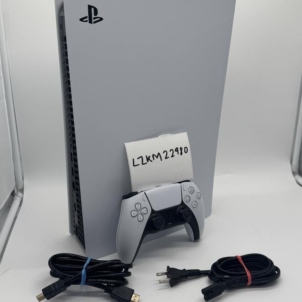 PlayStation 5 Standard Edition (2020) - 825 GB, White, Standard Edition