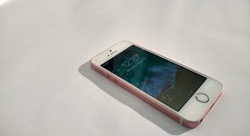 Good
													Apple iPhone SE 1st Gen 2016 - Unlocked, Rose Gold, 32 GB, A1723, photo 1 of 9