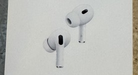 New
													Apple AirPods Pro 2 - USB-C, photo 5 of 7