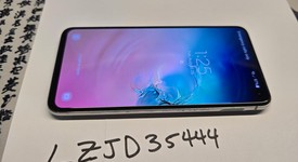 Good
													Samsung Galaxy S10e - Unlocked, White, 128 GB, 6 GB, SM-G970U1, photo 1 of 5